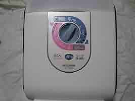 ♦三菱ふとん乾燥機AD-660です 三菱ふとん乾燥機AD-660です